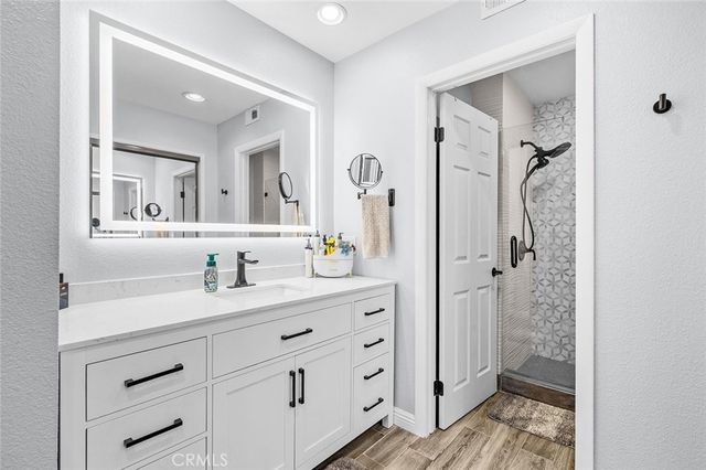 738 Lander, Claremont, CA 91711