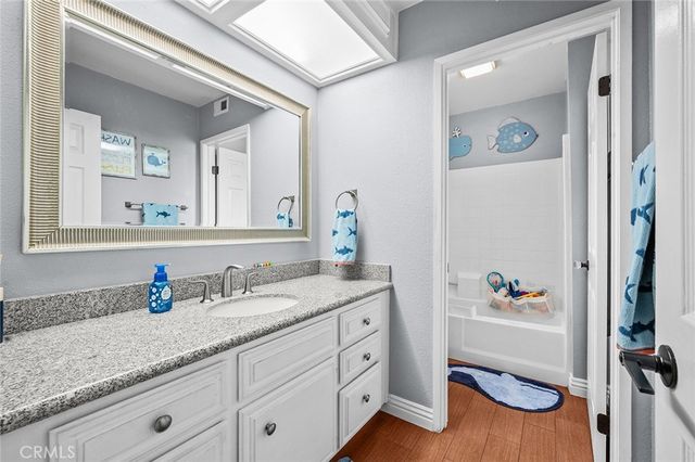 738 Lander, Claremont, CA 91711