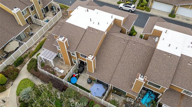 738 Lander, Claremont, CA 91711
