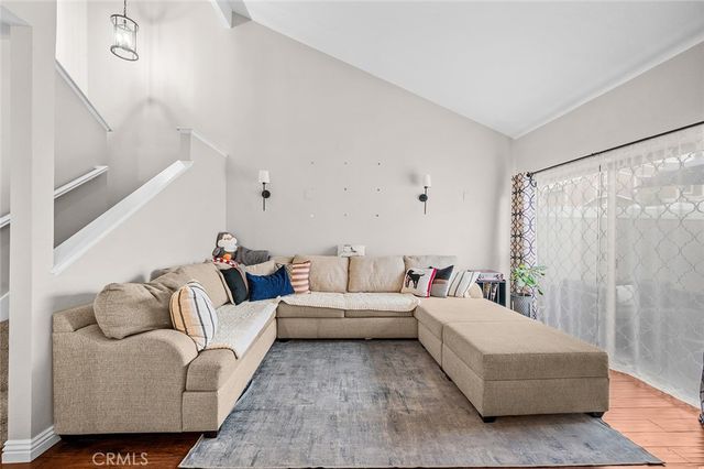 738 Lander, Claremont, CA 91711