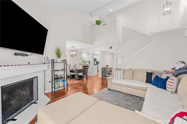 738 Lander, Claremont, CA 91711