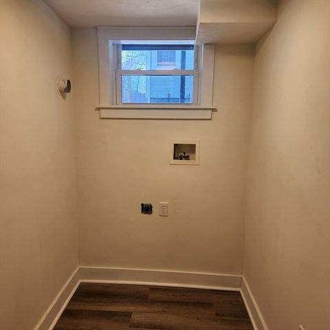 40 Highland Ave 8, Somerville, MA 02143