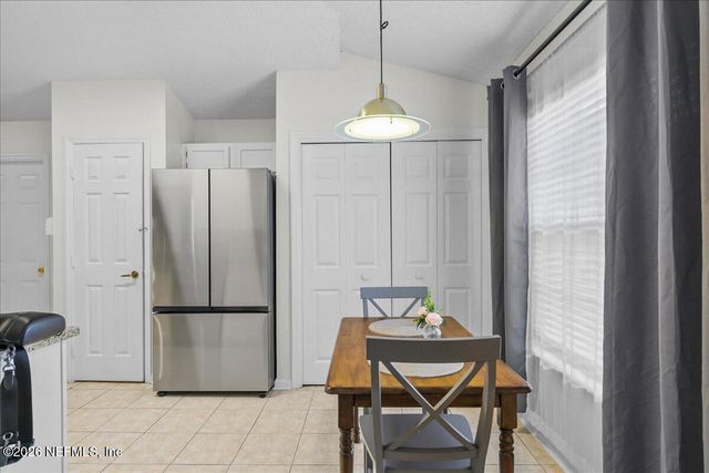 11179 BENTLEY TRACE Lane E, Jacksonville, FL 32257