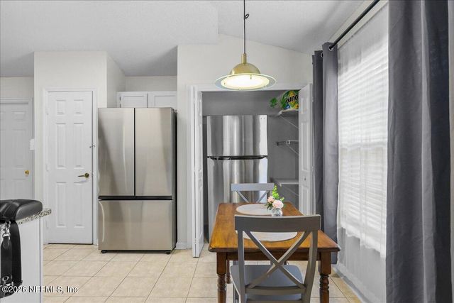 11179 BENTLEY TRACE Lane E, Jacksonville, FL 32257