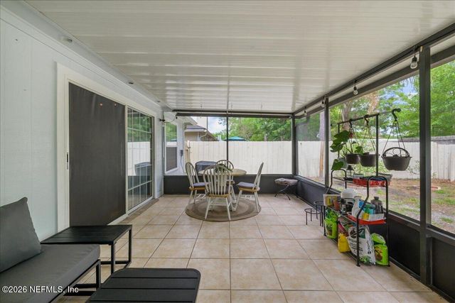 11179 BENTLEY TRACE Lane E, Jacksonville, FL 32257