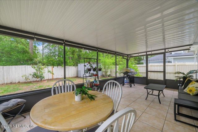 11179 BENTLEY TRACE Lane E, Jacksonville, FL 32257