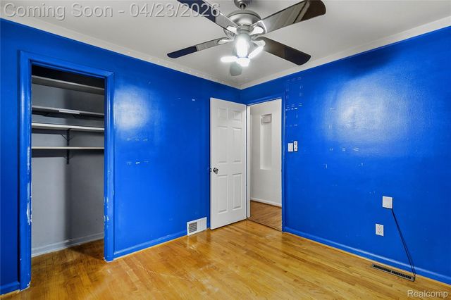 9538 Hazelton, Redford Charter Township, MI 48239