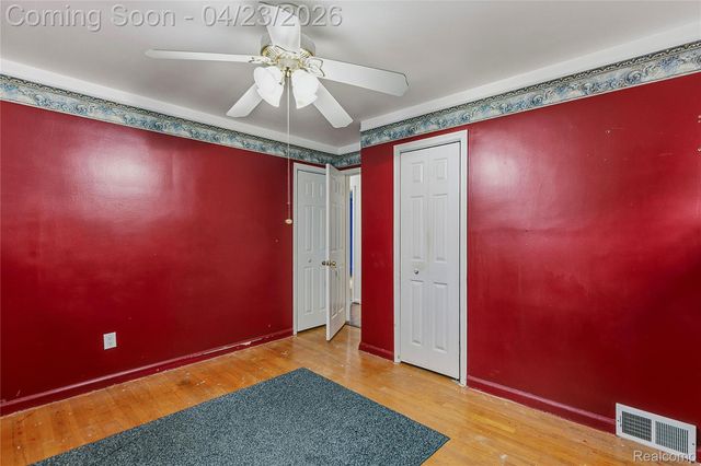 9538 Hazelton, Redford Charter Township, MI 48239
