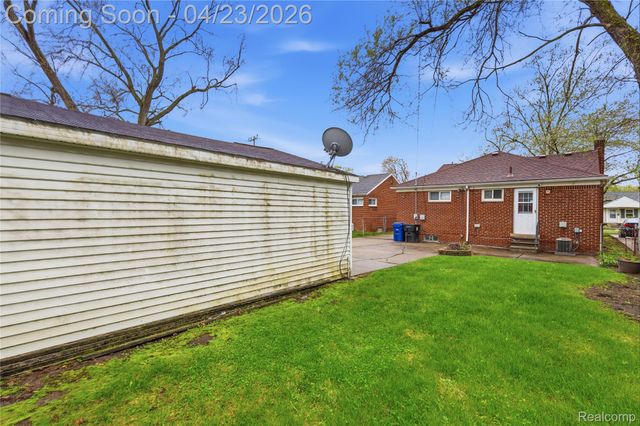 9538 Hazelton, Redford Charter Township, MI 48239