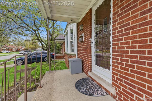 9538 Hazelton, Redford Charter Township, MI 48239