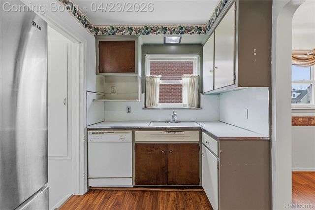 9538 Hazelton, Redford Charter Township, MI 48239
