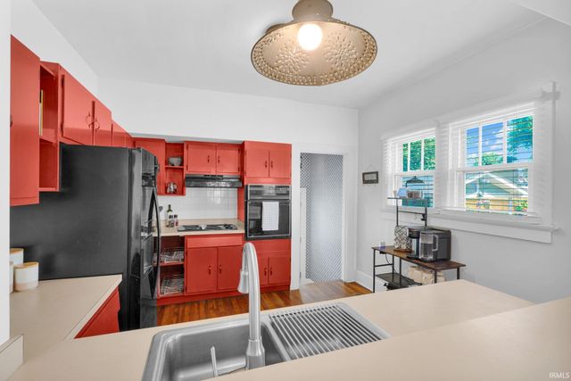 627 S Englewood Avenue, Evansville, IN 47714