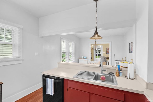 627 S Englewood Avenue, Evansville, IN 47714