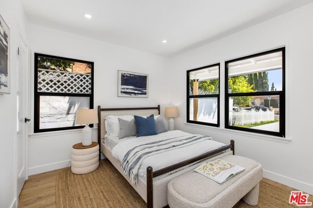 5517 Noble Avenue, Sherman Oaks, CA 91411