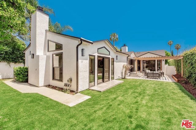 5517 Noble Avenue, Sherman Oaks, CA 91411