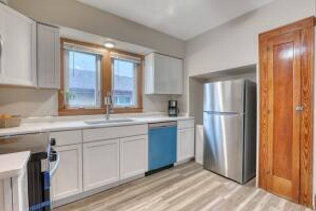 2338 S 98th STREET, West Allis, WI 53227