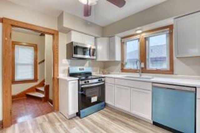 2338 S 98th STREET, West Allis, WI 53227