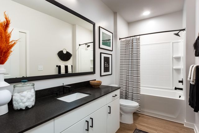 2403 Mall Drive B1, North Charleston, SC 29406