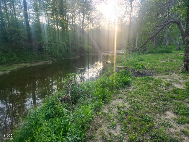 9645 N County Road 75 W, Westport, IN 47283