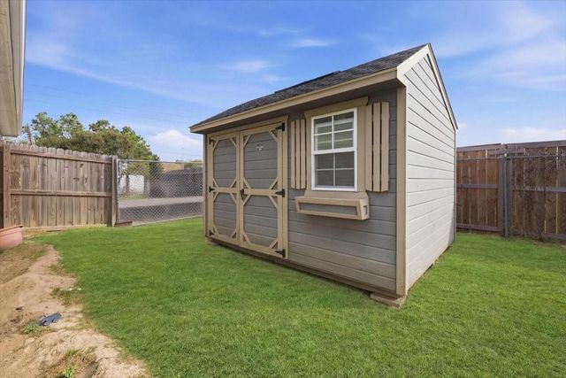 9015 Landis Drive, Beaumont, TX 77707