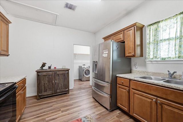 9015 Landis Drive, Beaumont, TX 77707