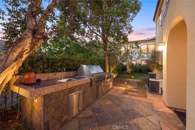 2738 Sleepy Hollow, Glendale, CA 91206