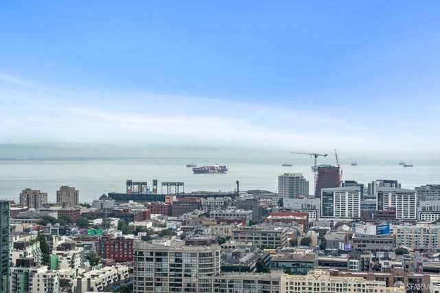 765 Market Street 22G, San Francisco, CA 94103