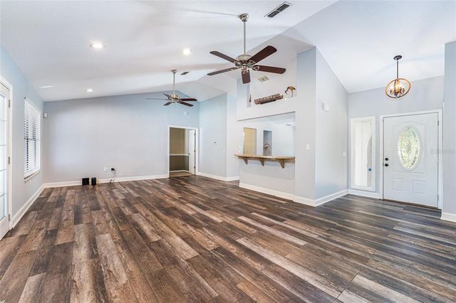 515 COLUMBUS AVENUE, Orange City, FL 32763