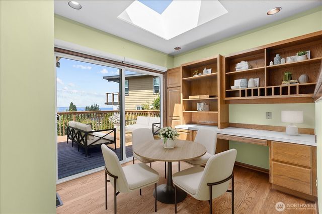 809 Spruce Place, Edmonds, WA 98020