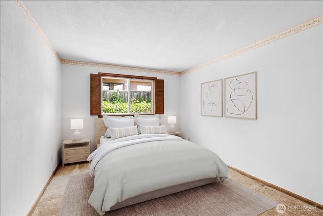 809 Spruce Place, Edmonds, WA 98020