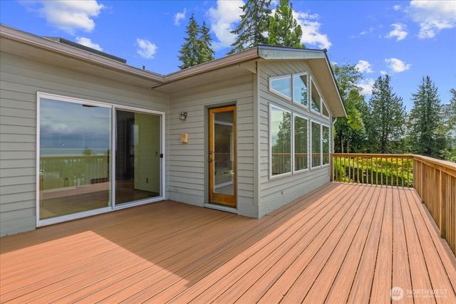 809 Spruce Place, Edmonds, WA 98020