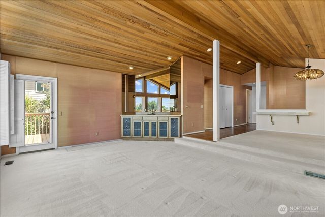 809 Spruce Place, Edmonds, WA 98020
