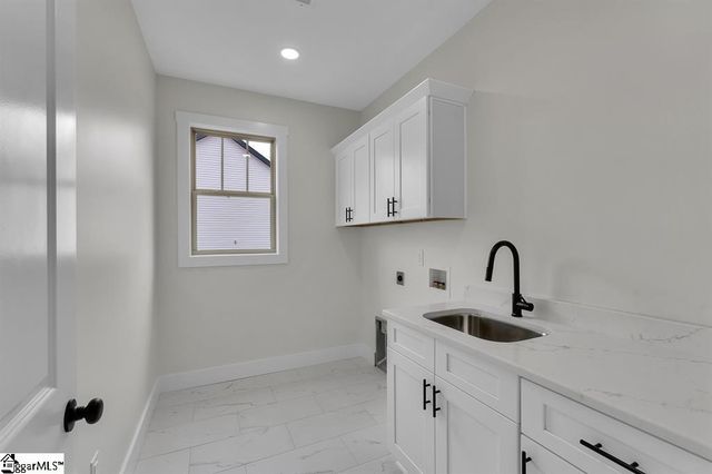 537 Bill Lattimore Road, Chesnee, SC 29323