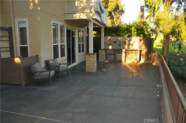 24 Via Helena, Rancho Santa Margarita, CA 92688