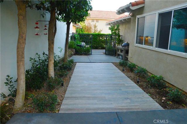 24 Via Helena, Rancho Santa Margarita, CA 92688