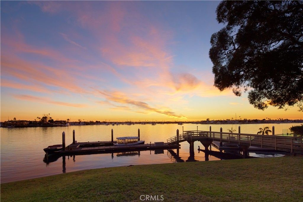 20 Harbor Island, Newport Beach, CA 92660 — exterior