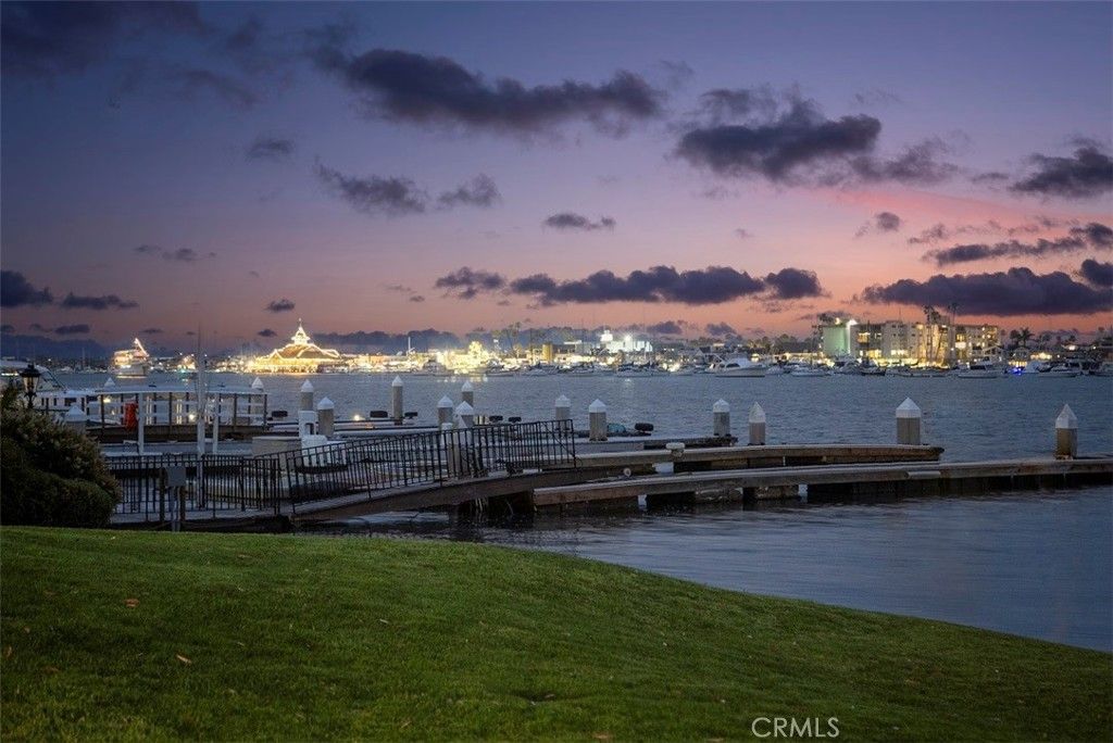 20 Harbor Island, Newport Beach, CA 92660 — photo 4