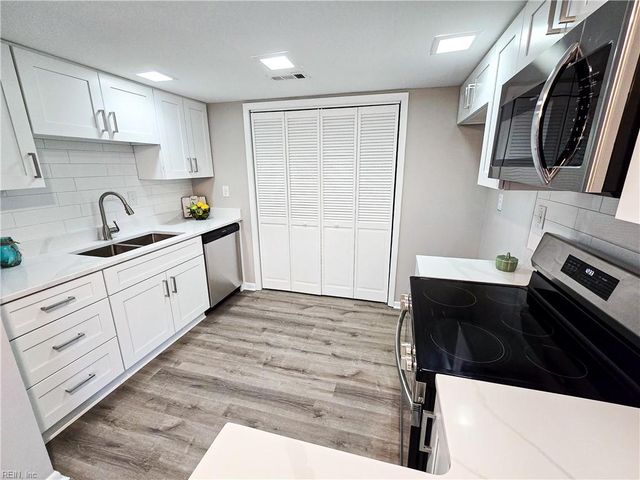 670 Rivers RCH, Virginia Beach, VA 23452