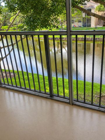 621 Cypress Lake Boulevard K16, Deerfield Beach, FL 33064