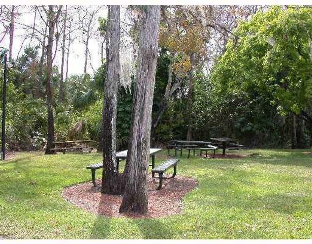 621 Cypress Lake Boulevard K16, Deerfield Beach, FL 33064