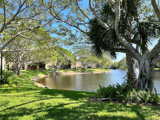 621 Cypress Lake Boulevard K16, Deerfield Beach, FL 33064