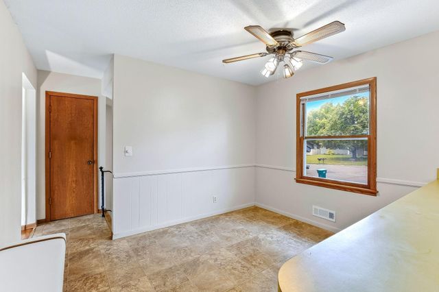 13949 Gauntlet Court, Apple Valley, MN 55124