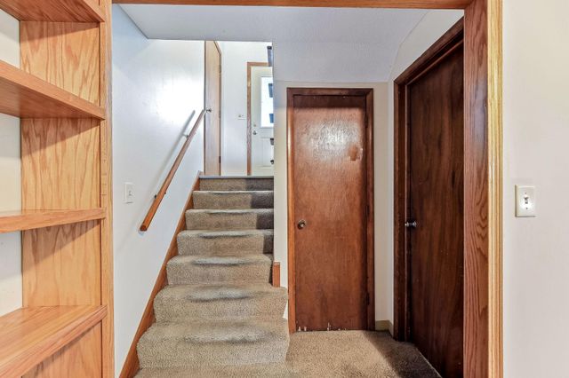 13949 Gauntlet Court, Apple Valley, MN 55124
