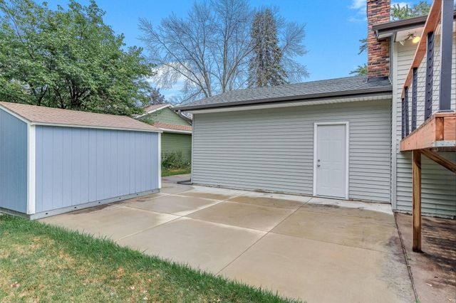 13949 Gauntlet Court, Apple Valley, MN 55124