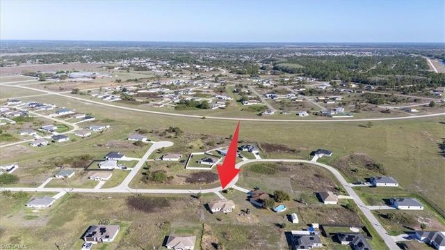 9016 Meadow CIR, Labelle, FL 33935