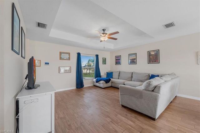 9016 Meadow CIR, Labelle, FL 33935