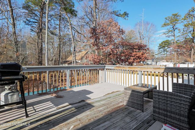 201 Morningside Street, Toms River, NJ 08757