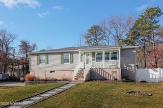 201 Morningside Street, Toms River, NJ 08757