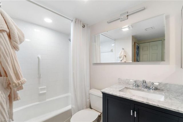 1526 Oyster Catcher PT 1526A, Naples, FL 34105