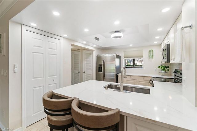 1526 Oyster Catcher PT 1526A, Naples, FL 34105